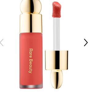 Rare Beauty Soft Pinch Liquid Blush in peach